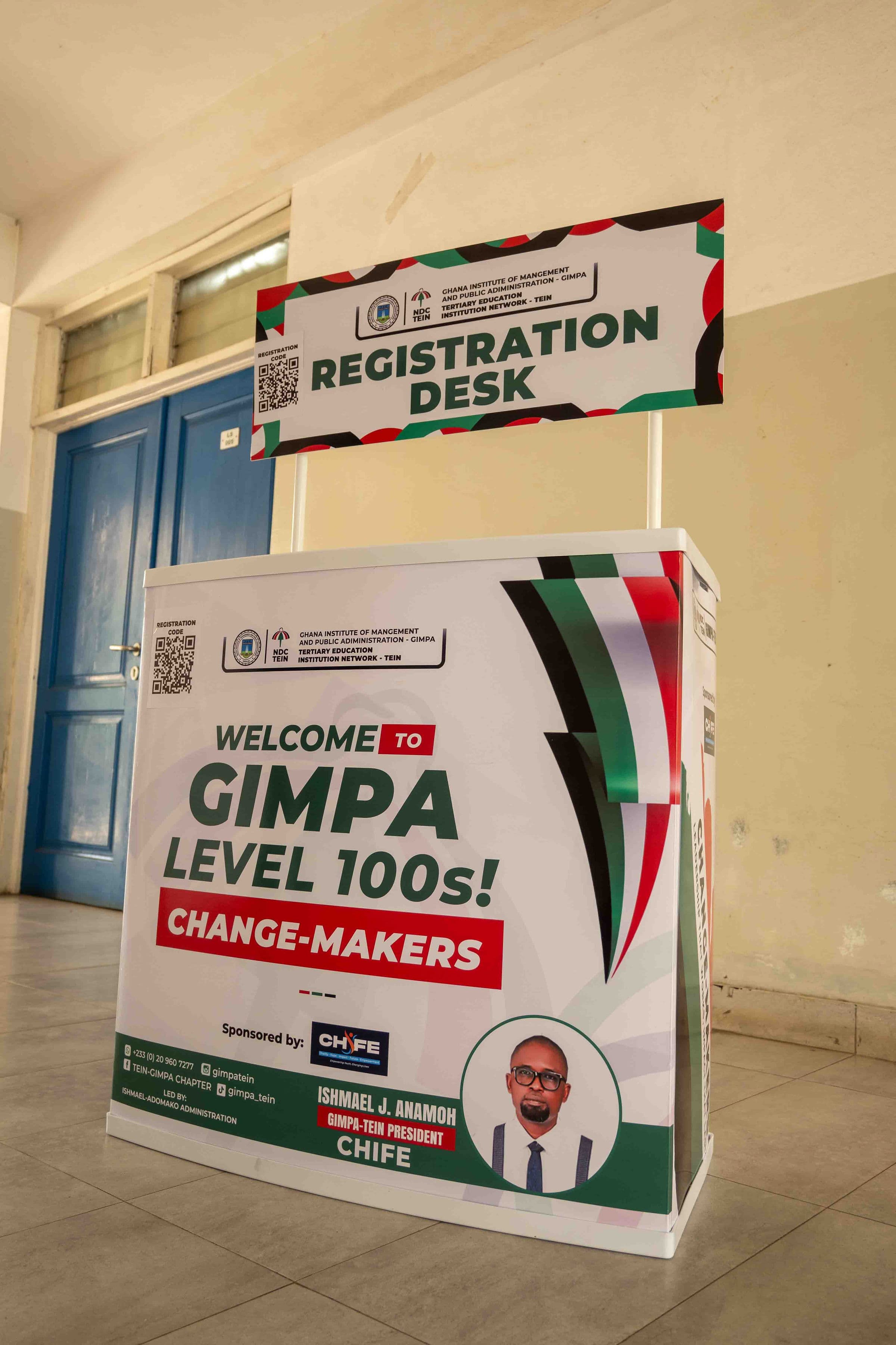 Students at career fair.